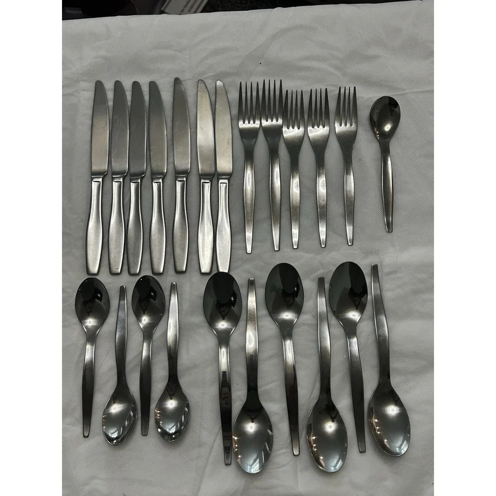 Cambridge Vera Stainless Flatware 23 Pieces Set Forks Spoons Knife Silverware